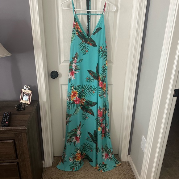 She + Sky Tropical Floral Maxi Dress with Removable belt - Picture 1 of 8